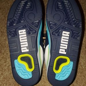 palace guard wings women's sneakers